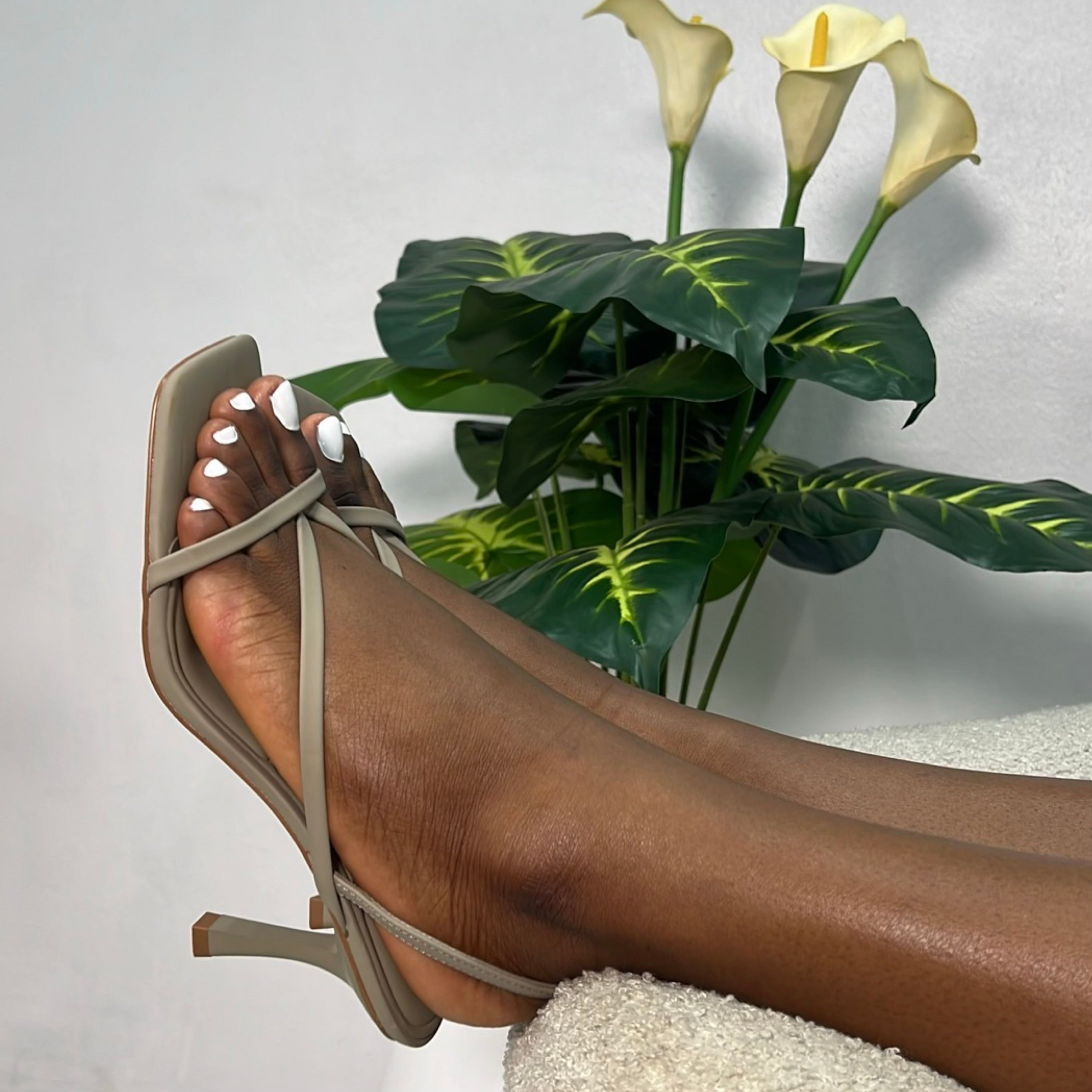 Mira Strappy Heeled Sandal Lime