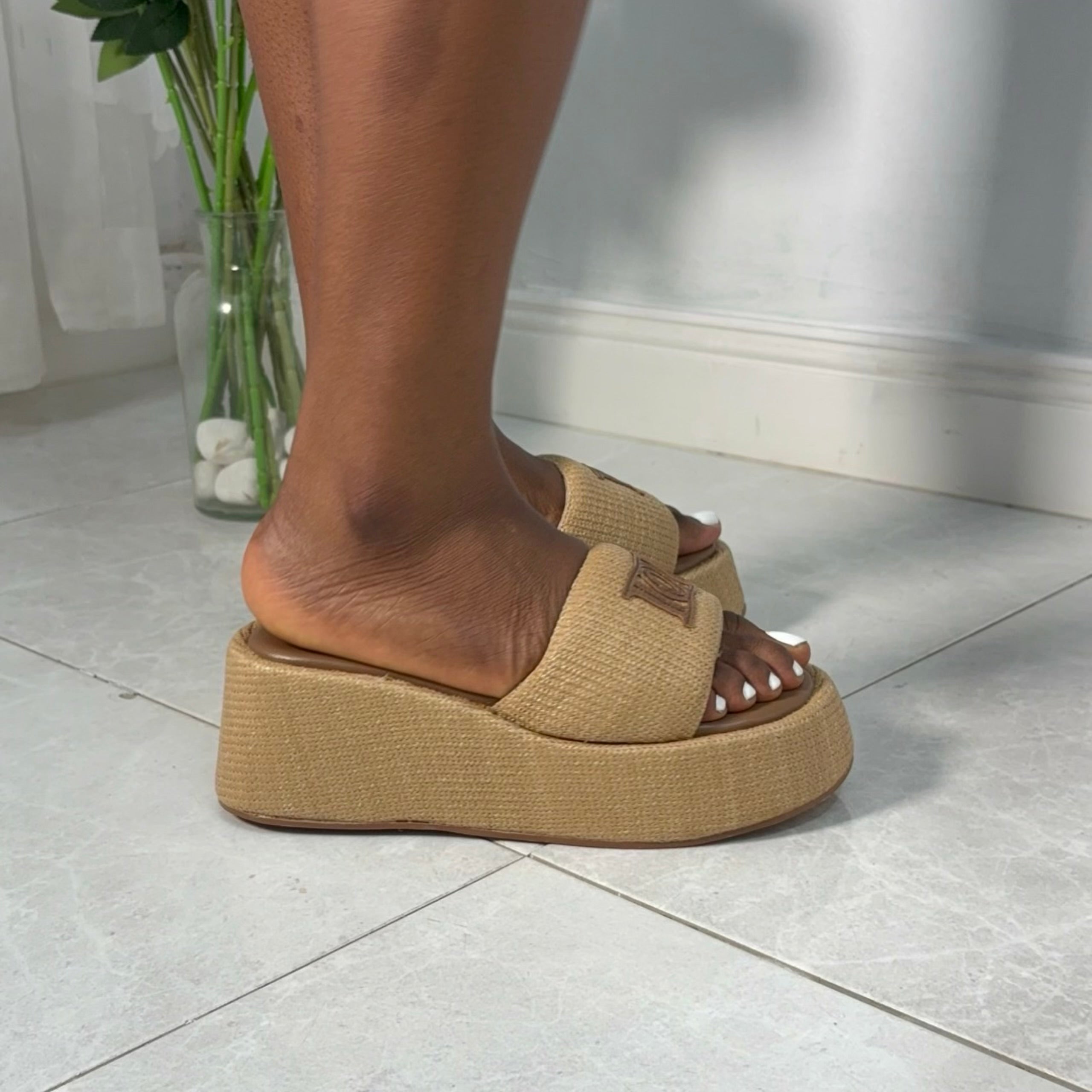 Darich Faux Raffia Flatform Slide in Natural