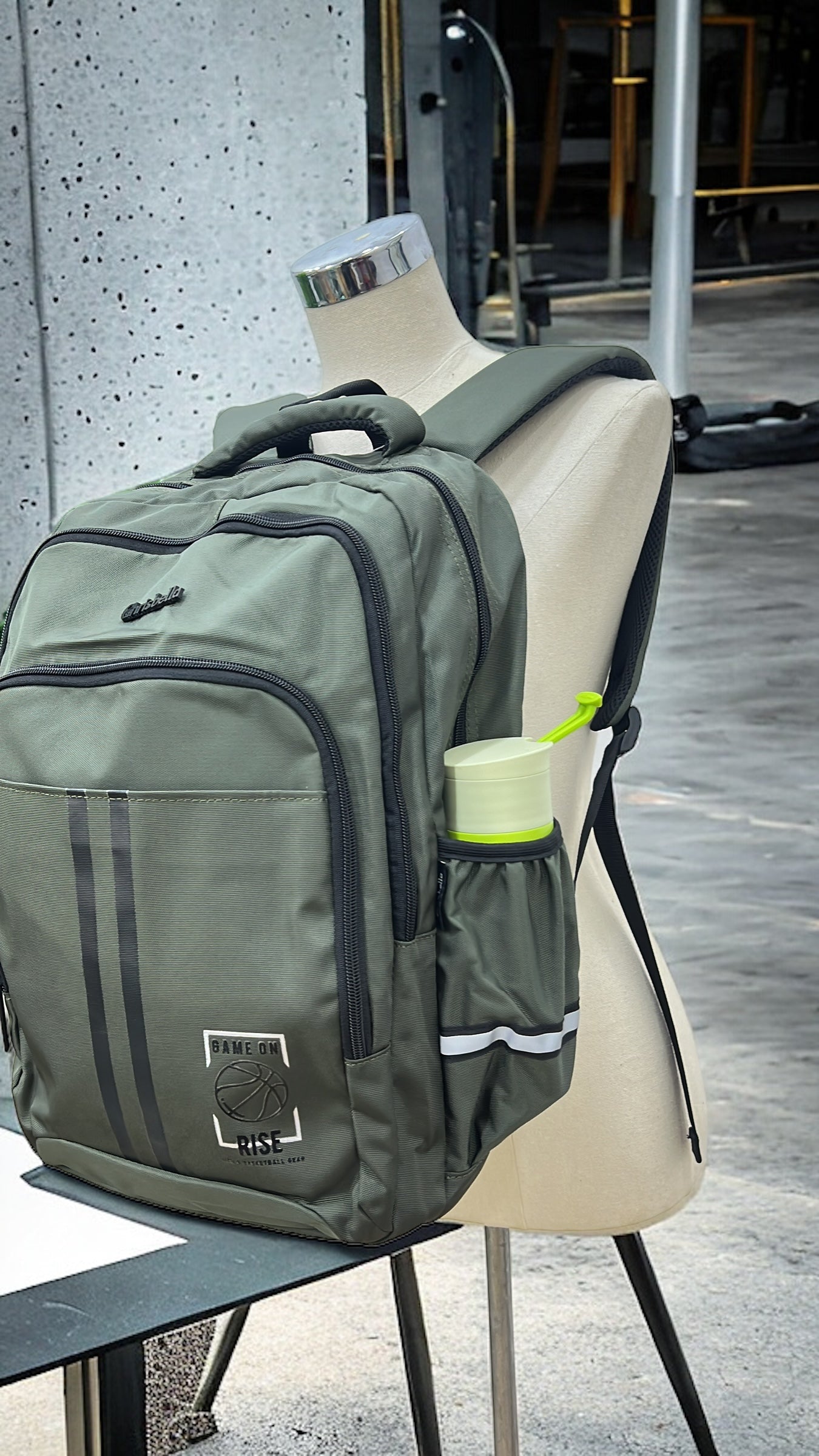 CHRISBELLA GAME ON BACKPACK IN ARMY GREEN