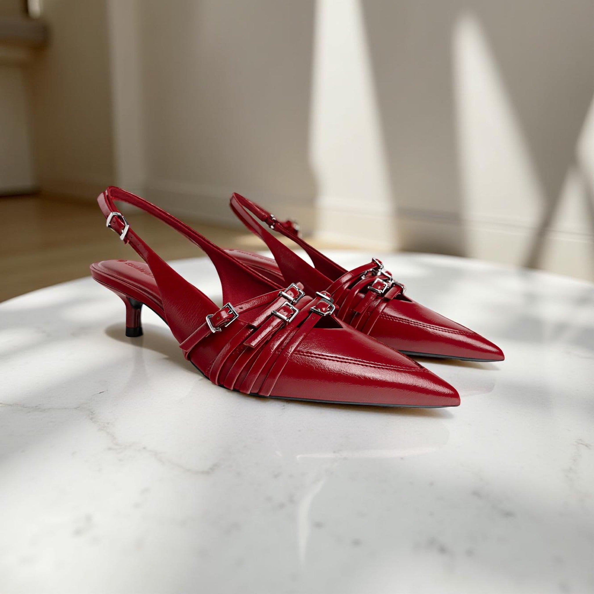 Stradivarius Pointed Toe Buckle Detail Pump in Wine
