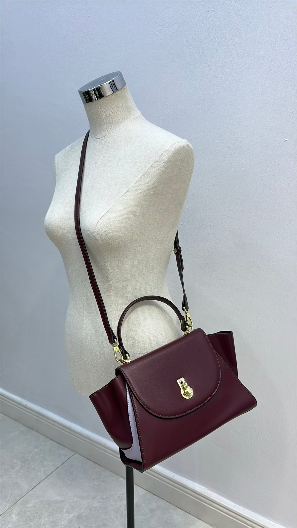 Versse Top Handle Winged Bag in Plum