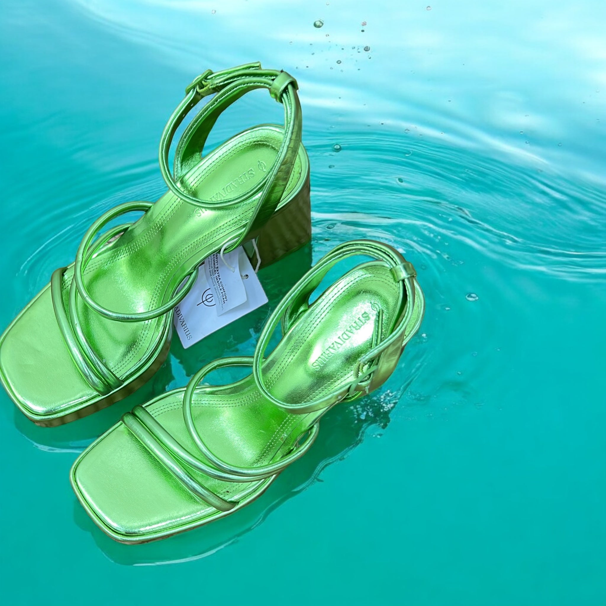 STRADIVARIUS TUBE STRAP B LOCK HEEL SANDAL IN GREEN