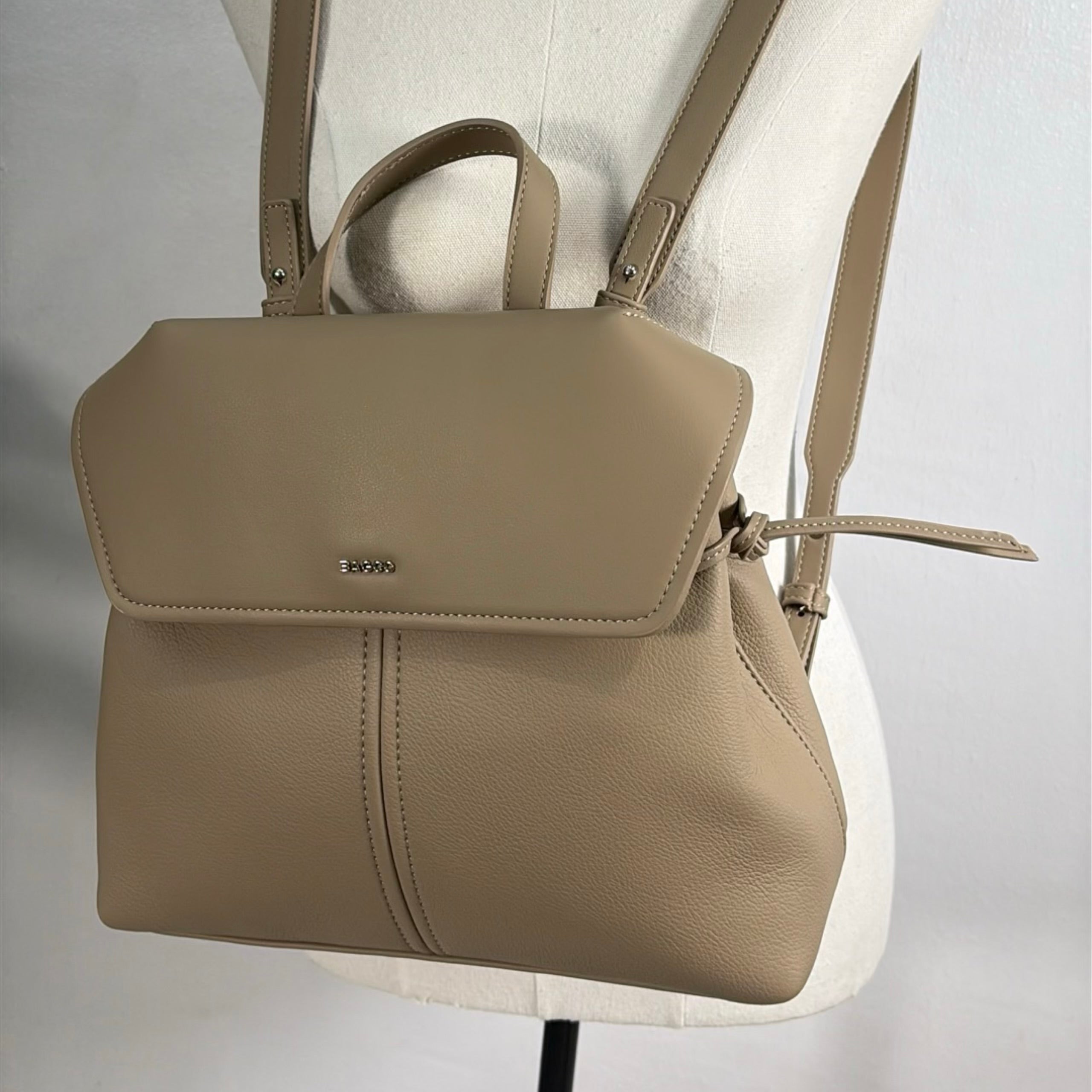 Bagco Backpack in Beige