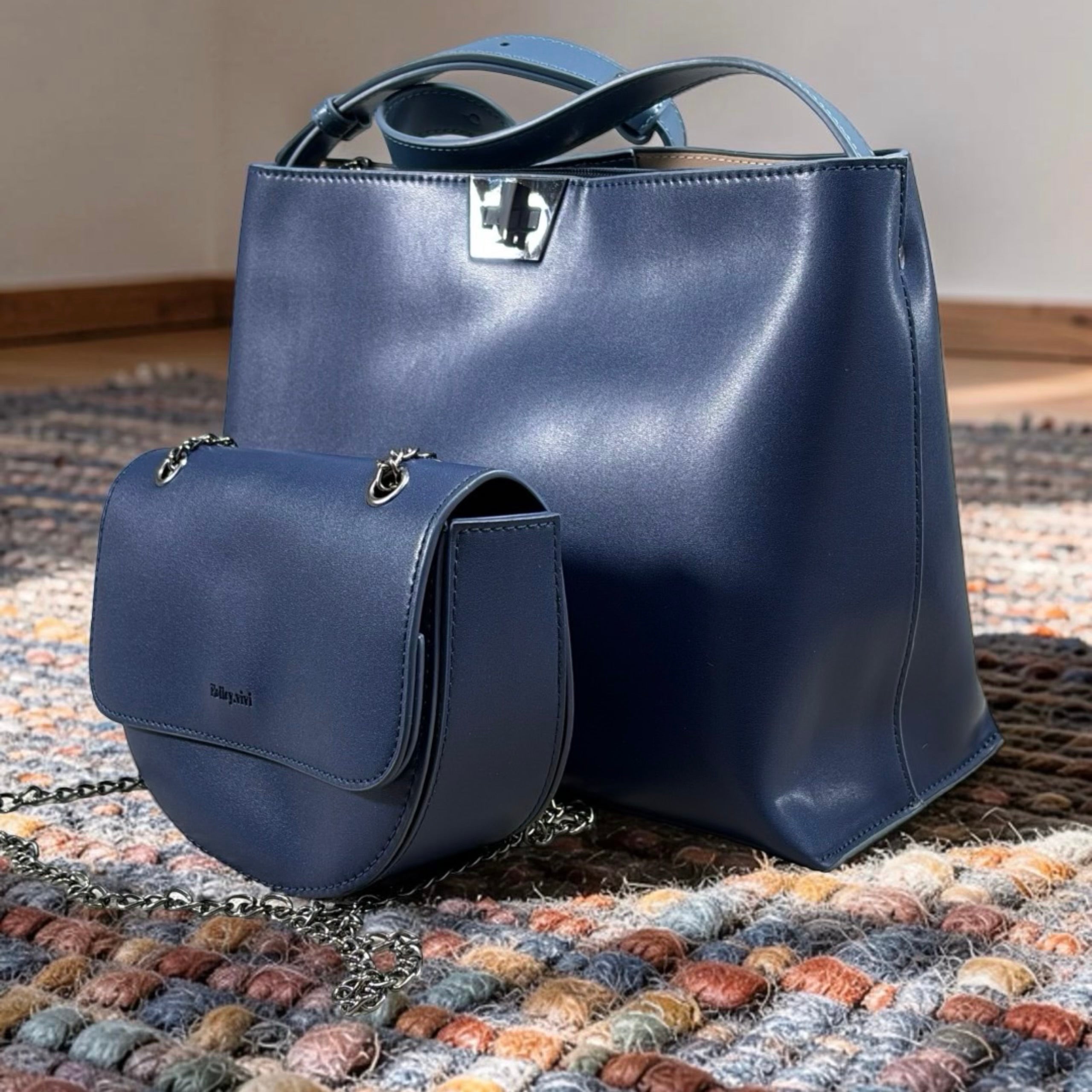 Holley Vivi Single Shoulder Strap 2-in-1 Bag in Navy