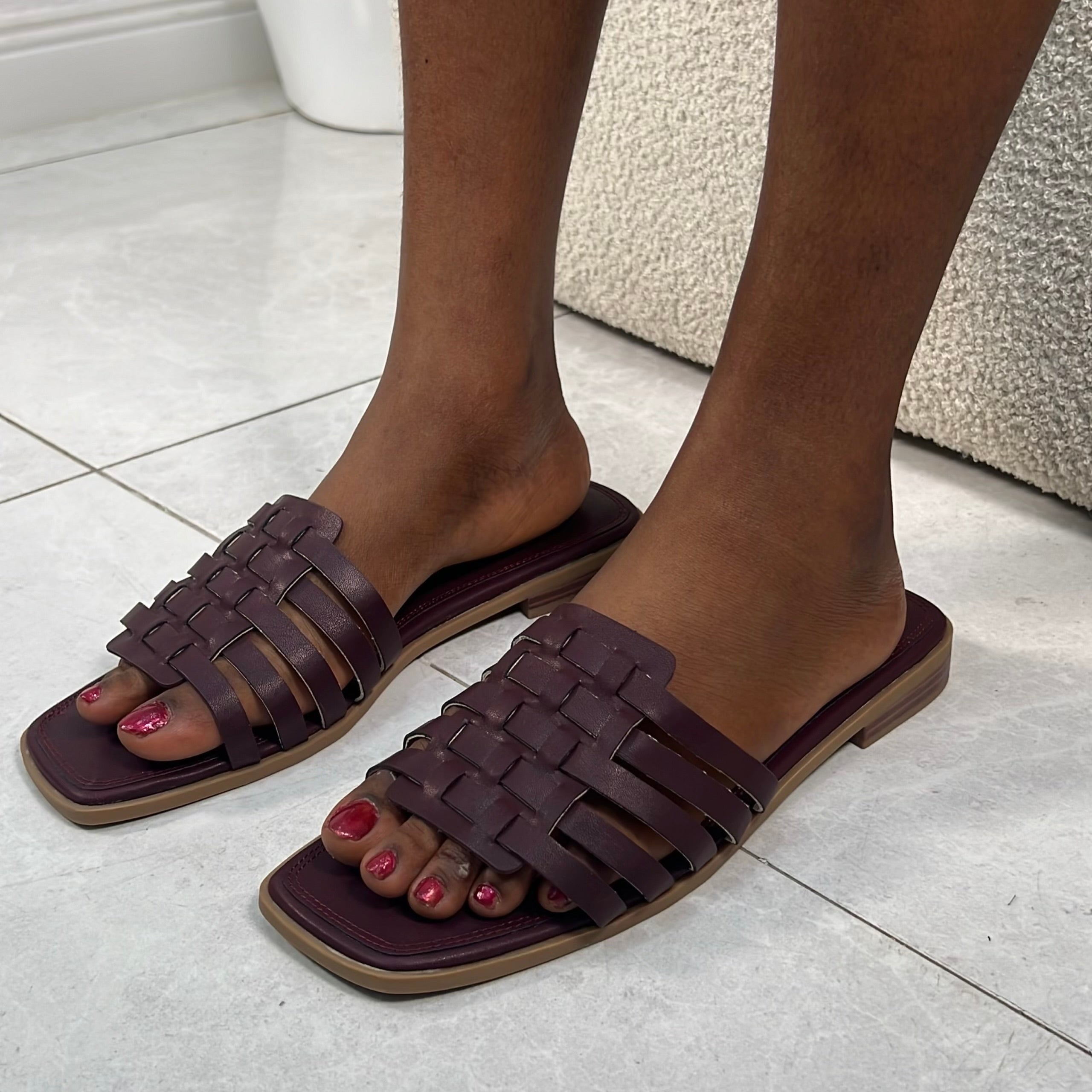 Nola Matted Leather Slide in Burgundy