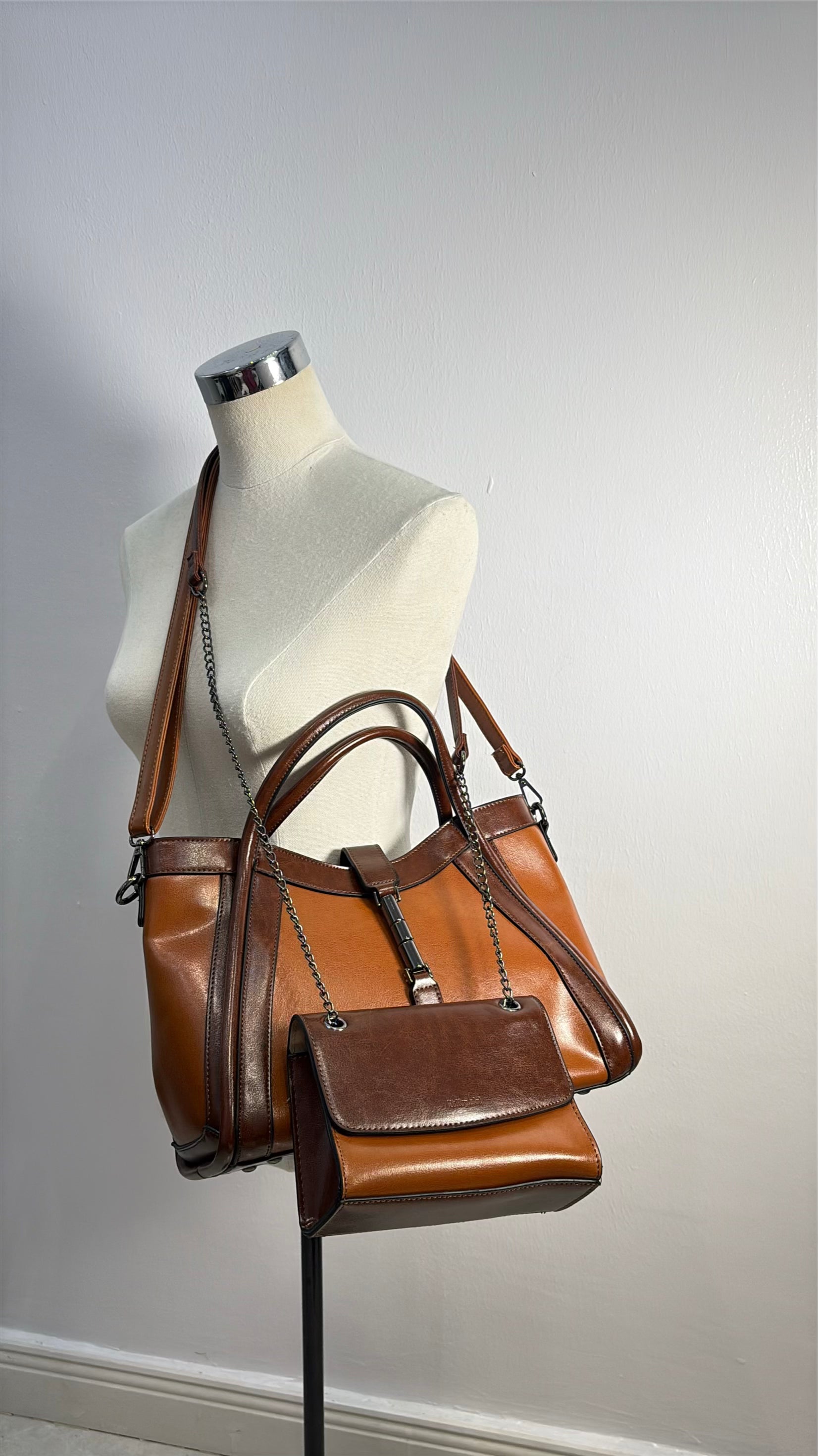 Holley Vivi Two-in One Contrast Color Bag in Brown
