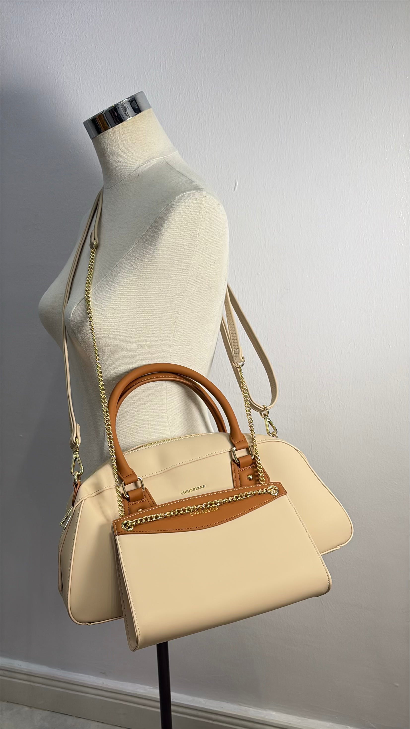 Chrisbella Two-in-One Contrast Handle Bag in Off-White