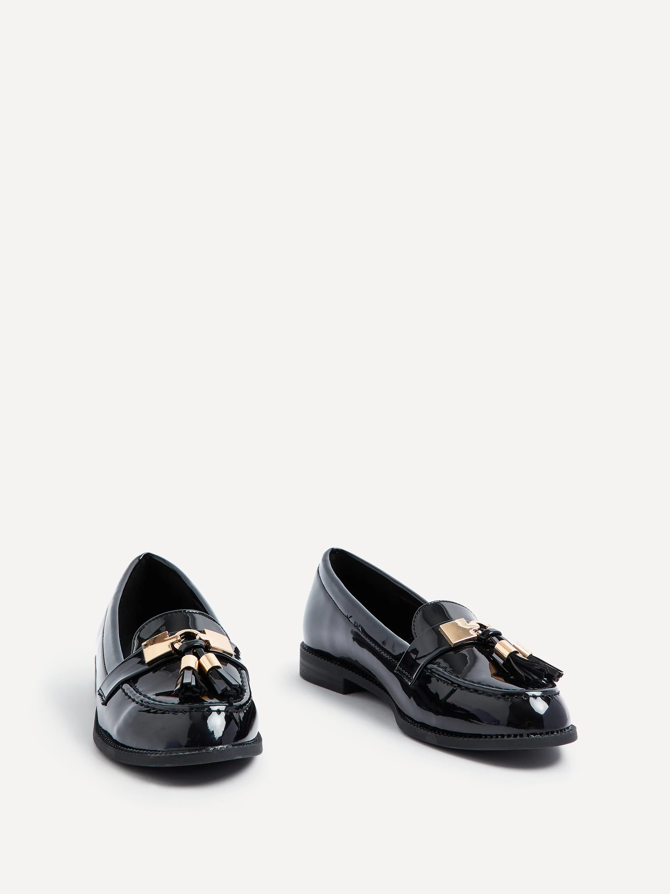 LINZI TONIA PATENT LOAFERS IN BLACK