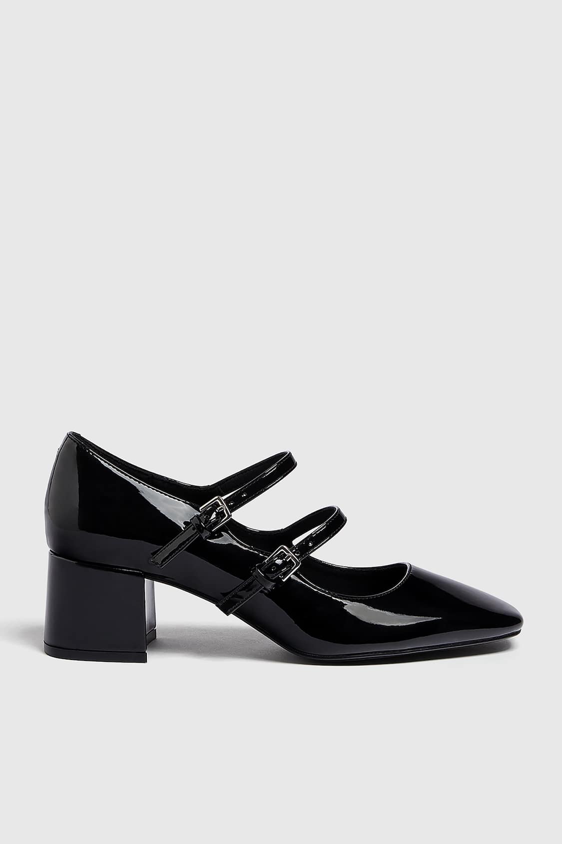 PULL & BEAR PATENT LEATHER MARYJANE SHOES IN BLACK