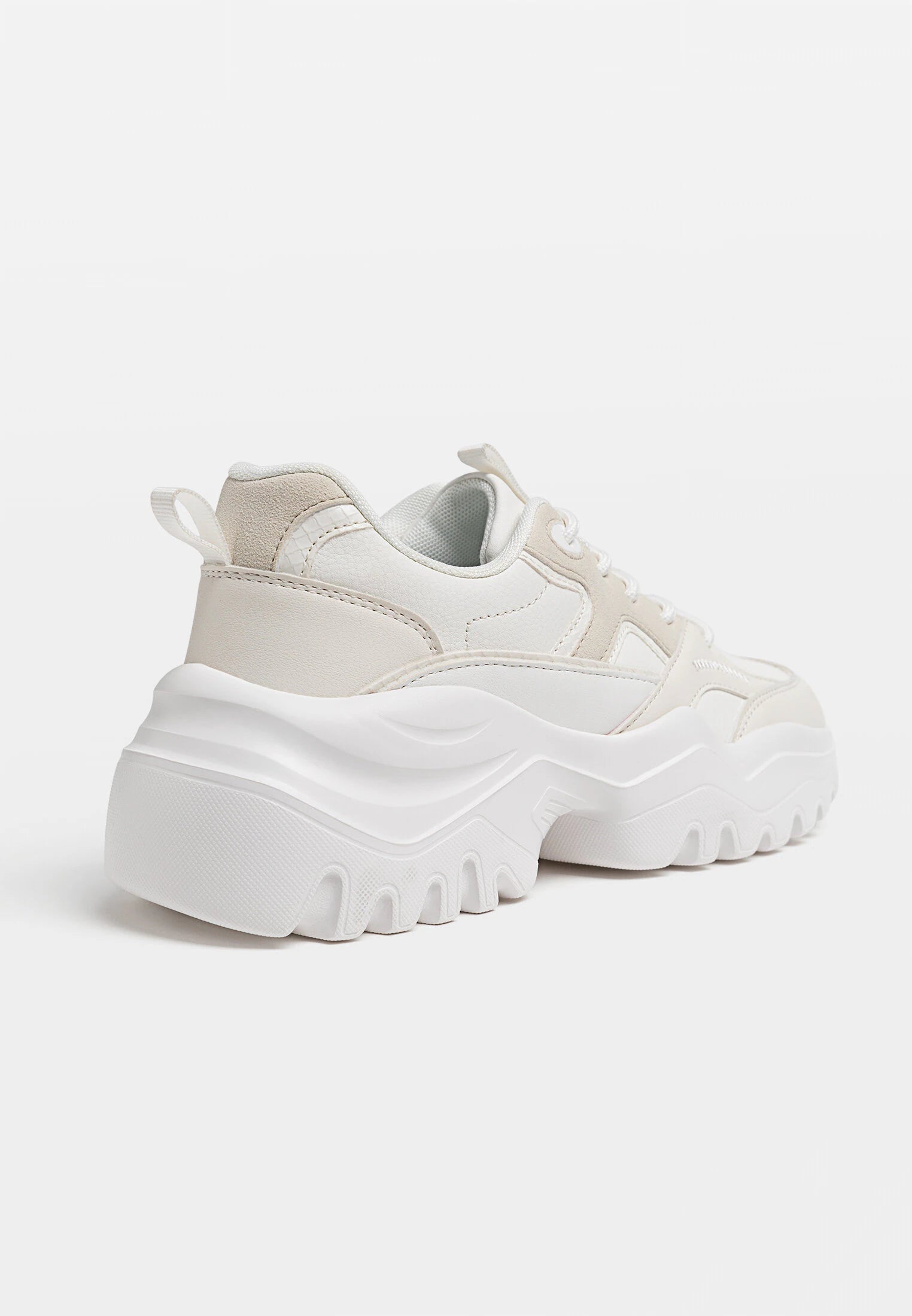 STRADIVARIUS MULTI-PIECE SNEAKERS IN WHITE