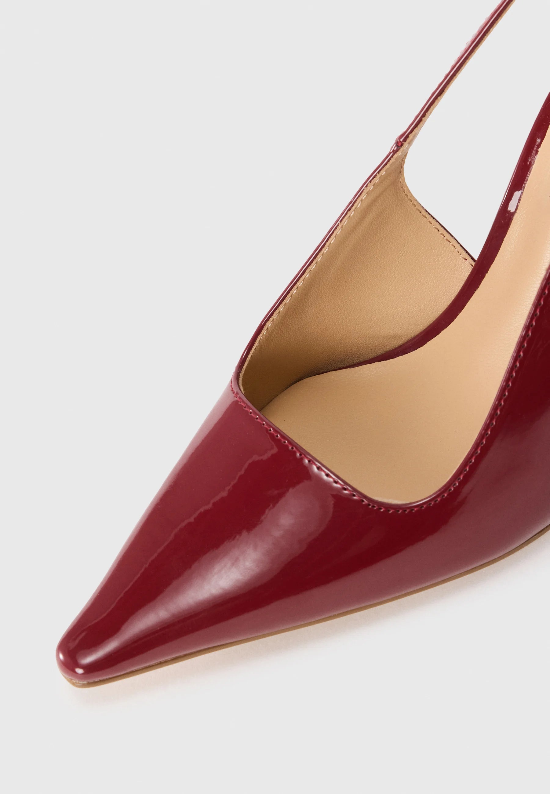 Steve Madden Patent Leather Pointed Toe Slingback Pump in Wine
