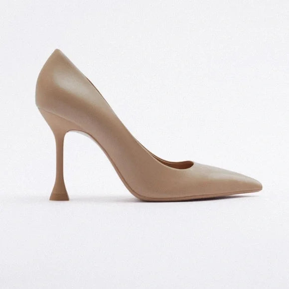 ZARA POINTED TOE LEATHER PUMP IN BEIGE