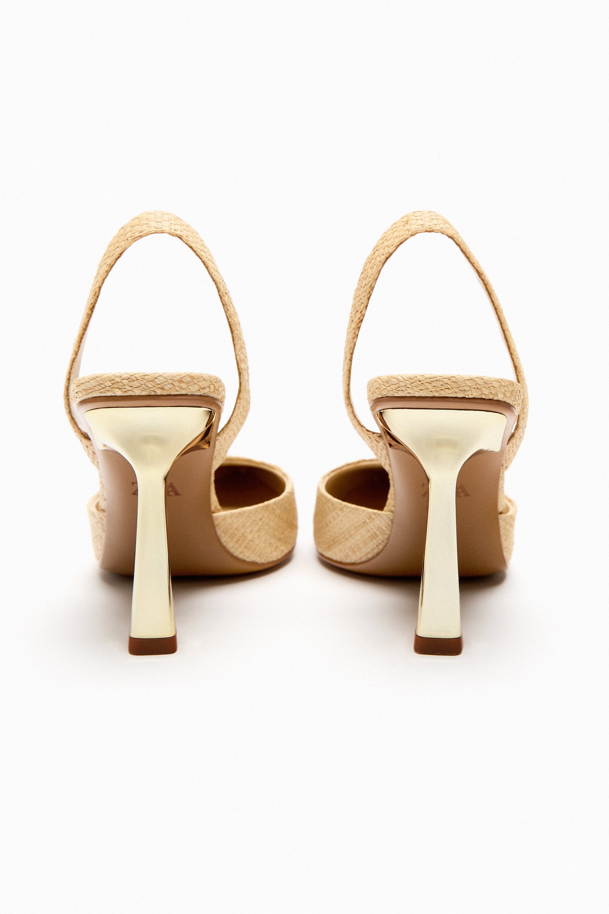 Raffia best sale sandals zara