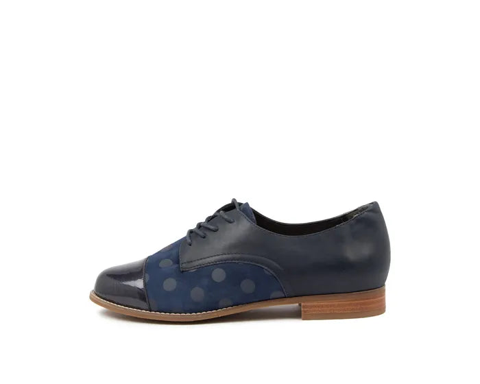 ZIERA BROGUES IN NAVY