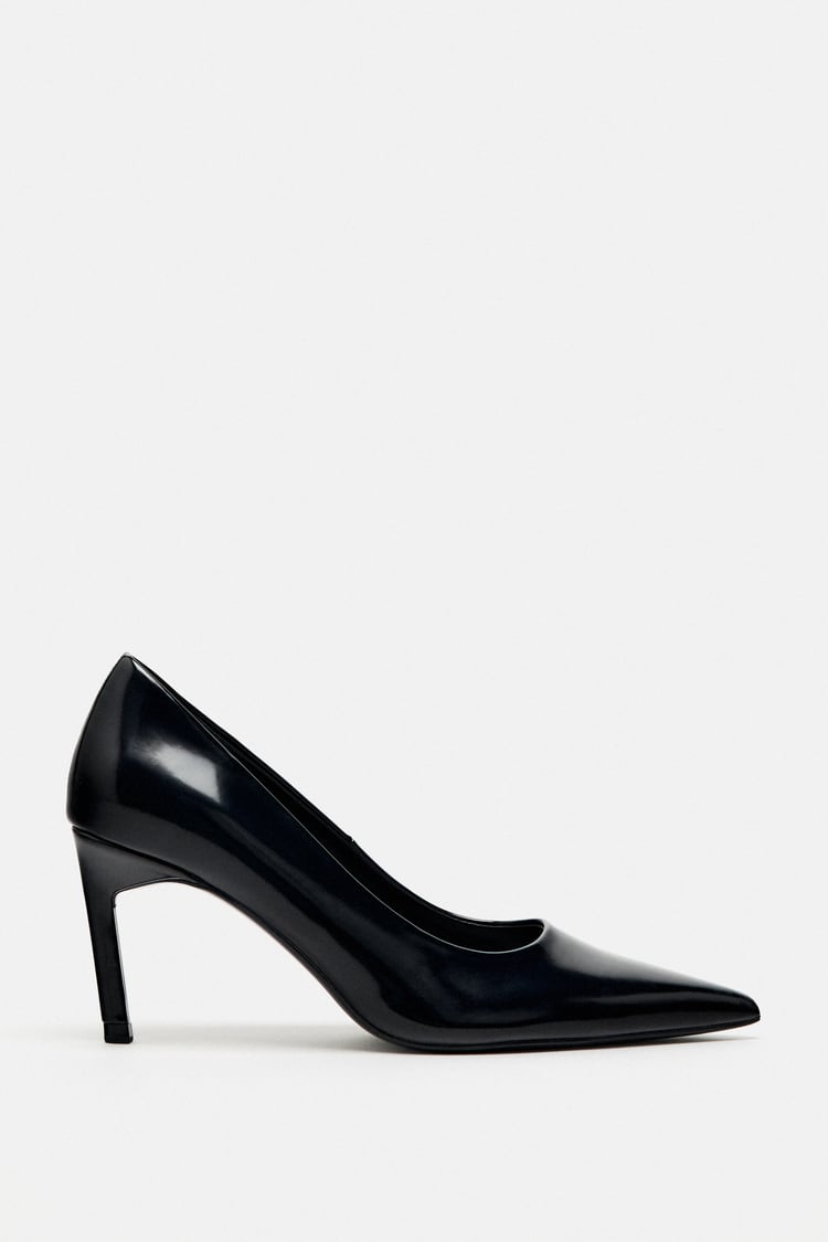 Zara Pointed Toe Heeled Pump in Black