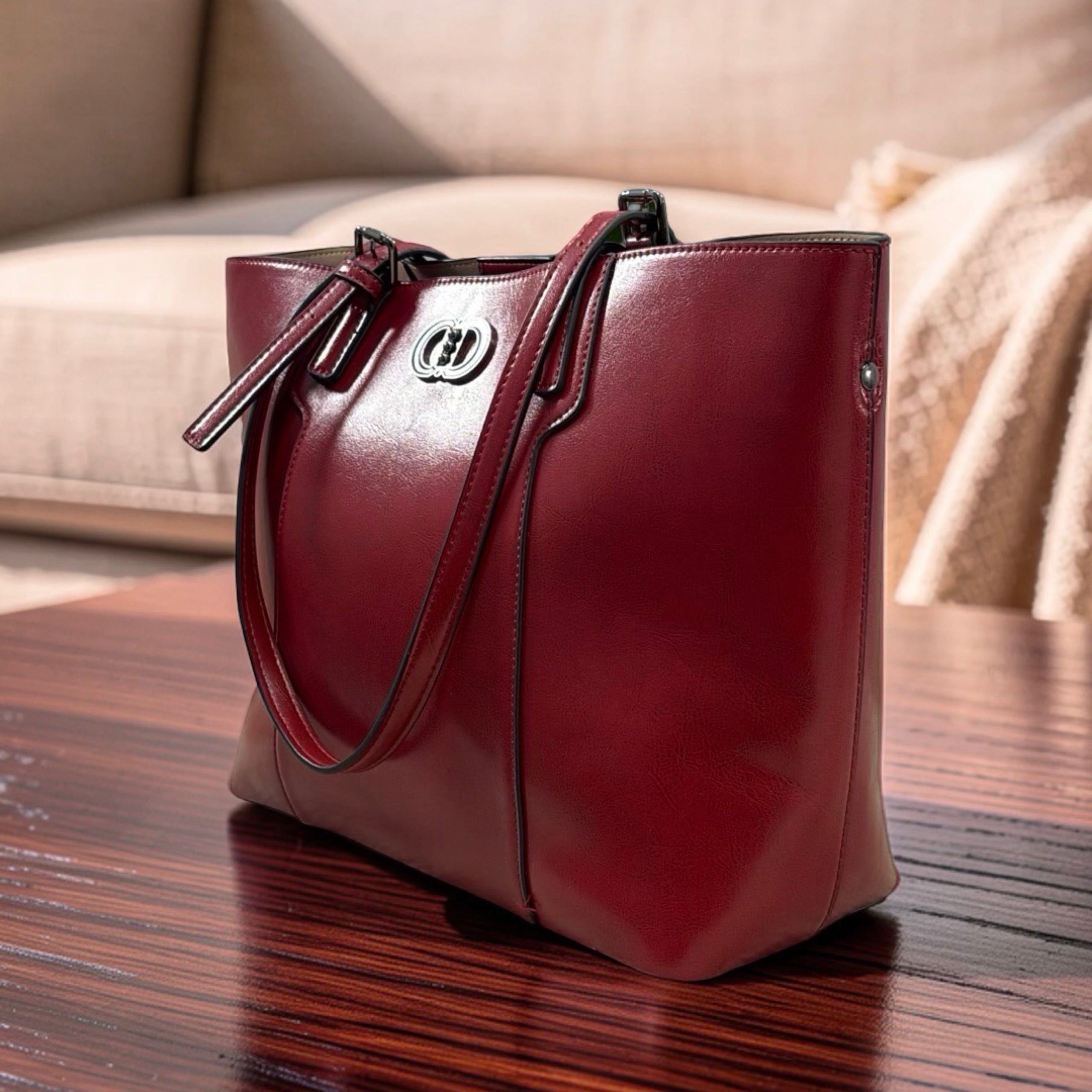 Holley Vivi Large Shoulder Bag in Wine