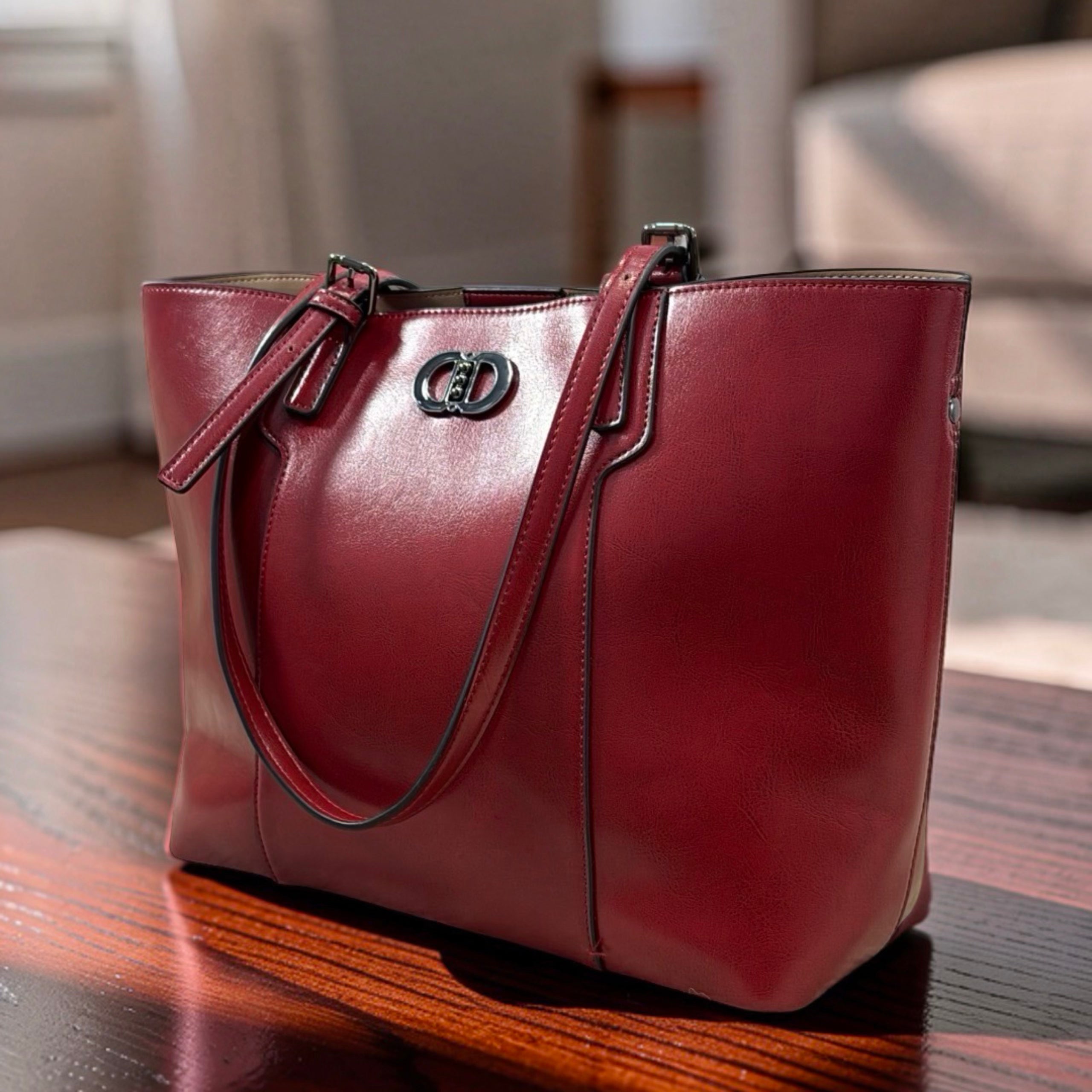 Holley Vivi Large Shoulder Bag in Wine