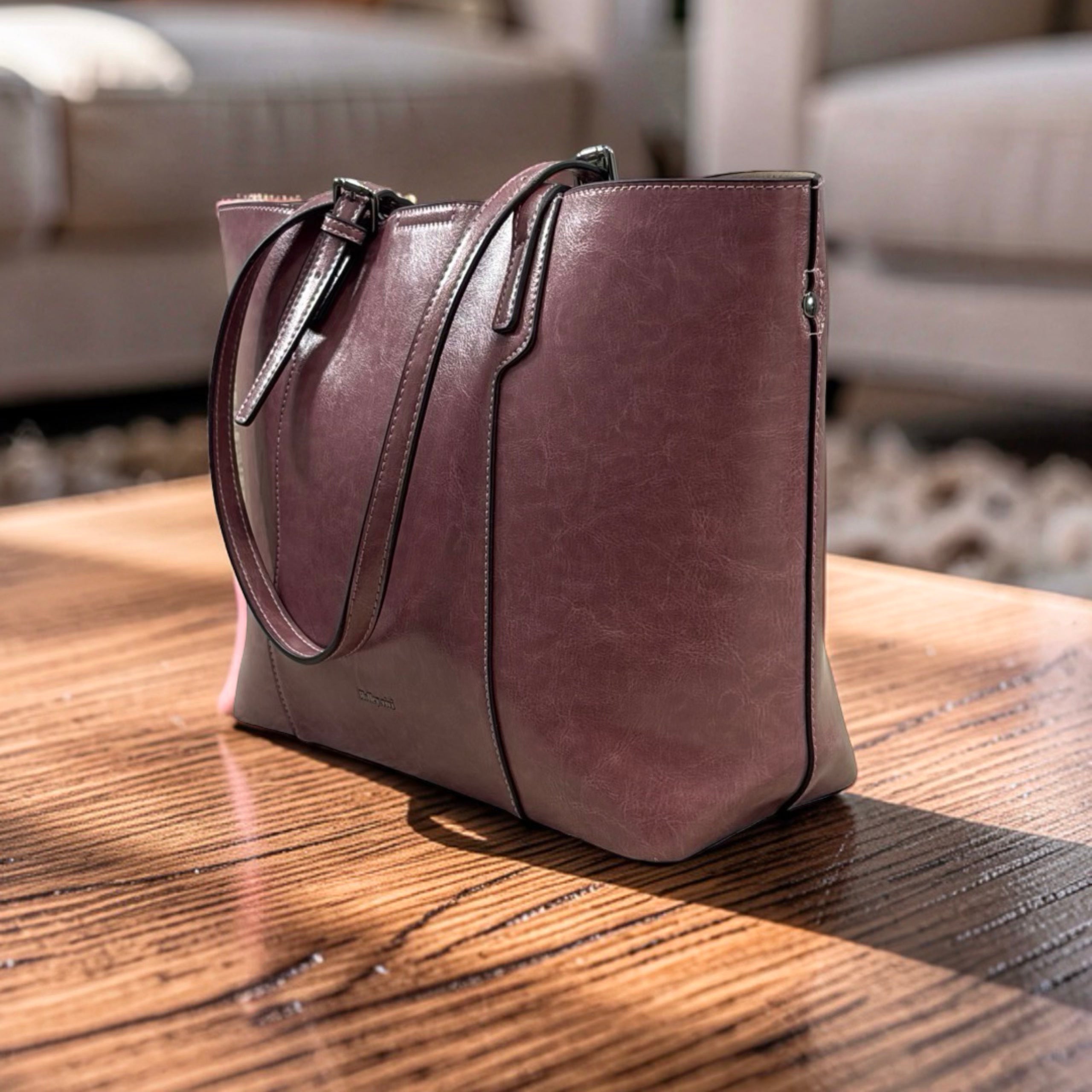 Holley Vivi Large Shoulder Bag in Pink