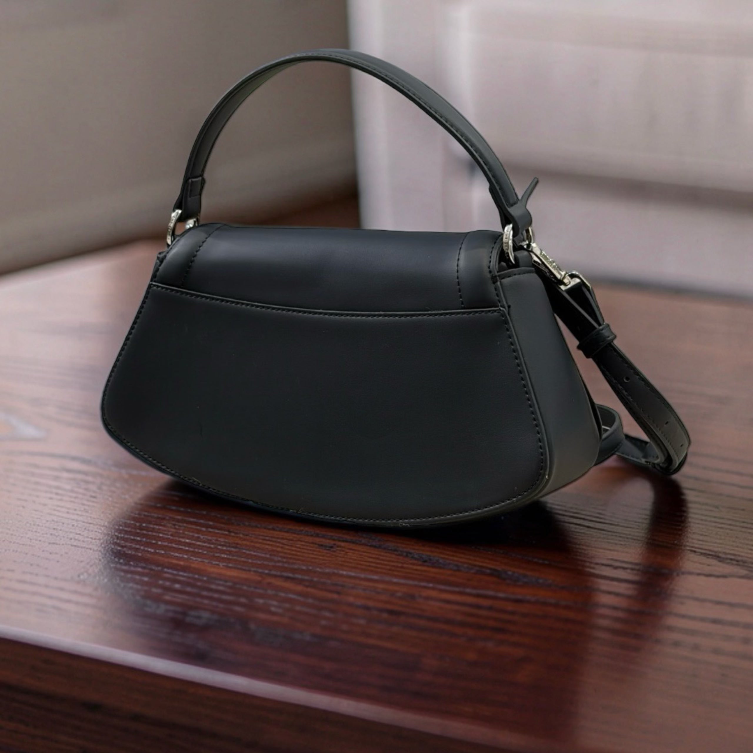 Chrisbella Top Handle Curve Bag in Black