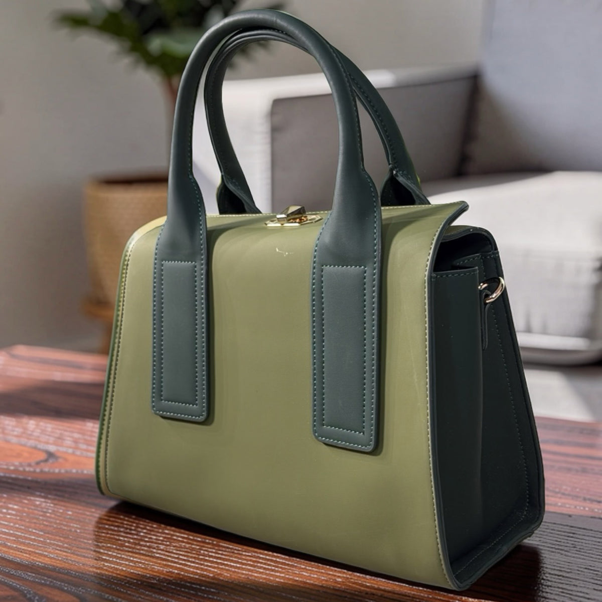 Chrisbella Smooth Two-in-One Bag in Green