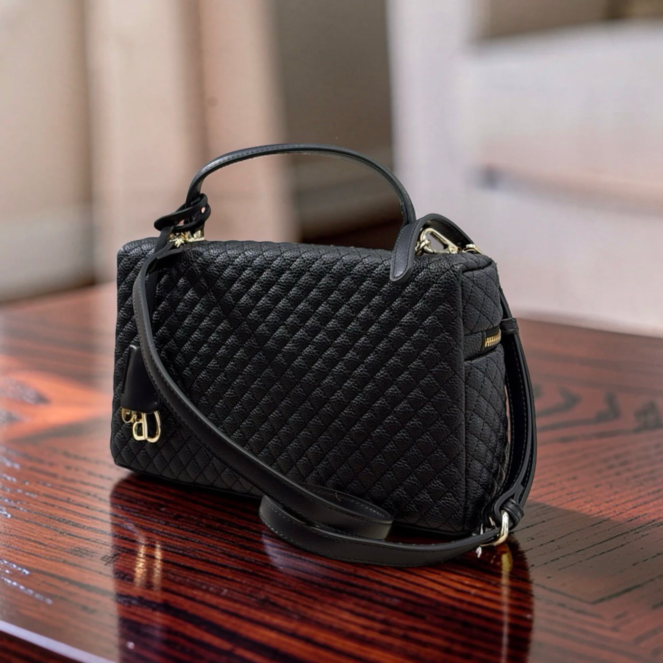 Chrisbella Top Handle textured leather Bag in Black