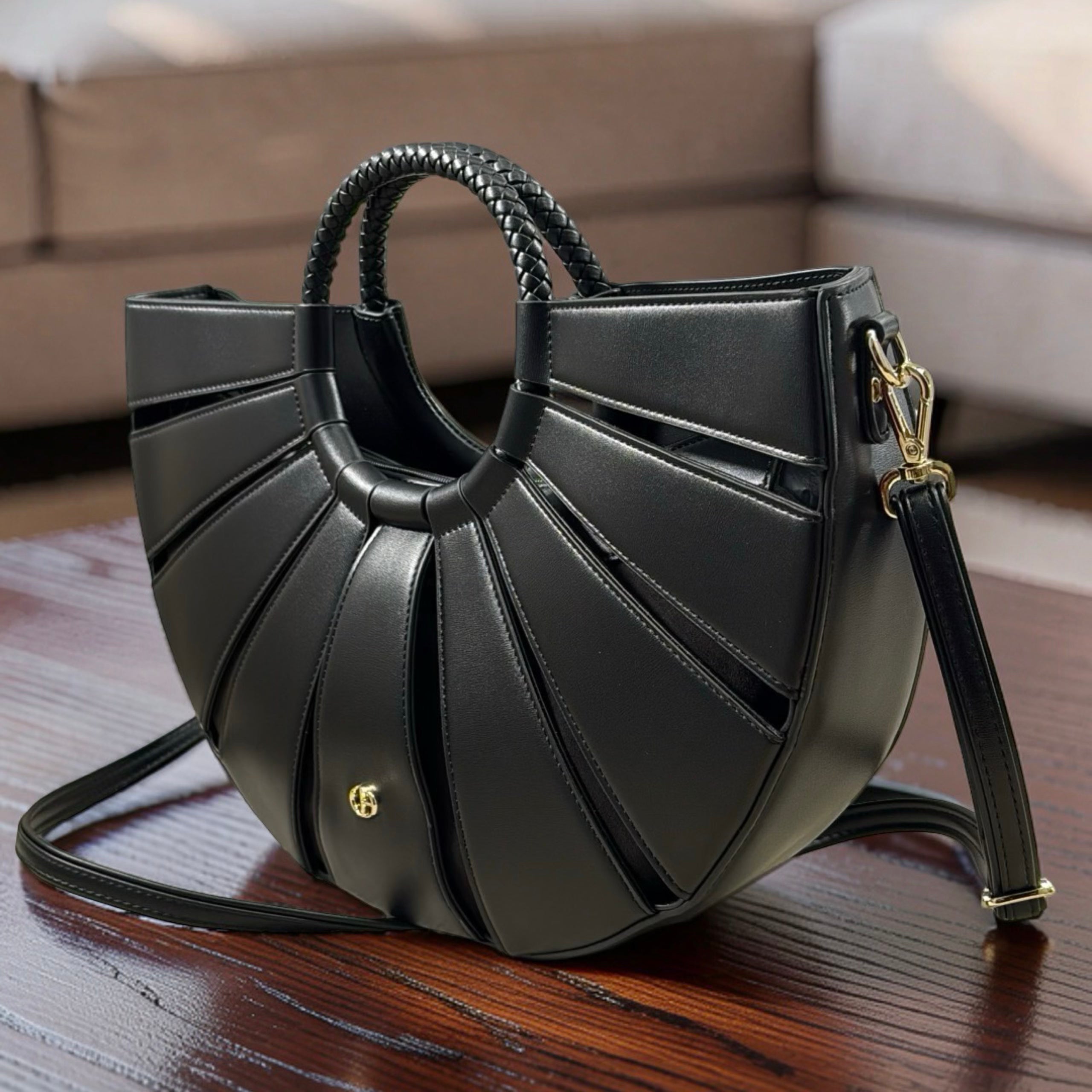 Chrisbella Half-Circle Bag in Black