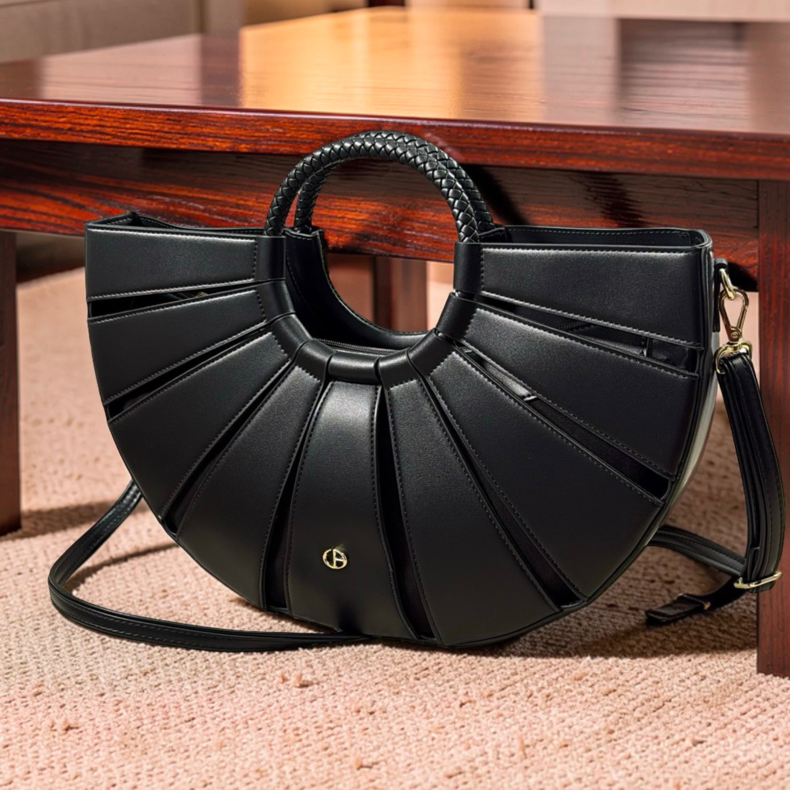 Chrisbella Half-Circle Bag in Black