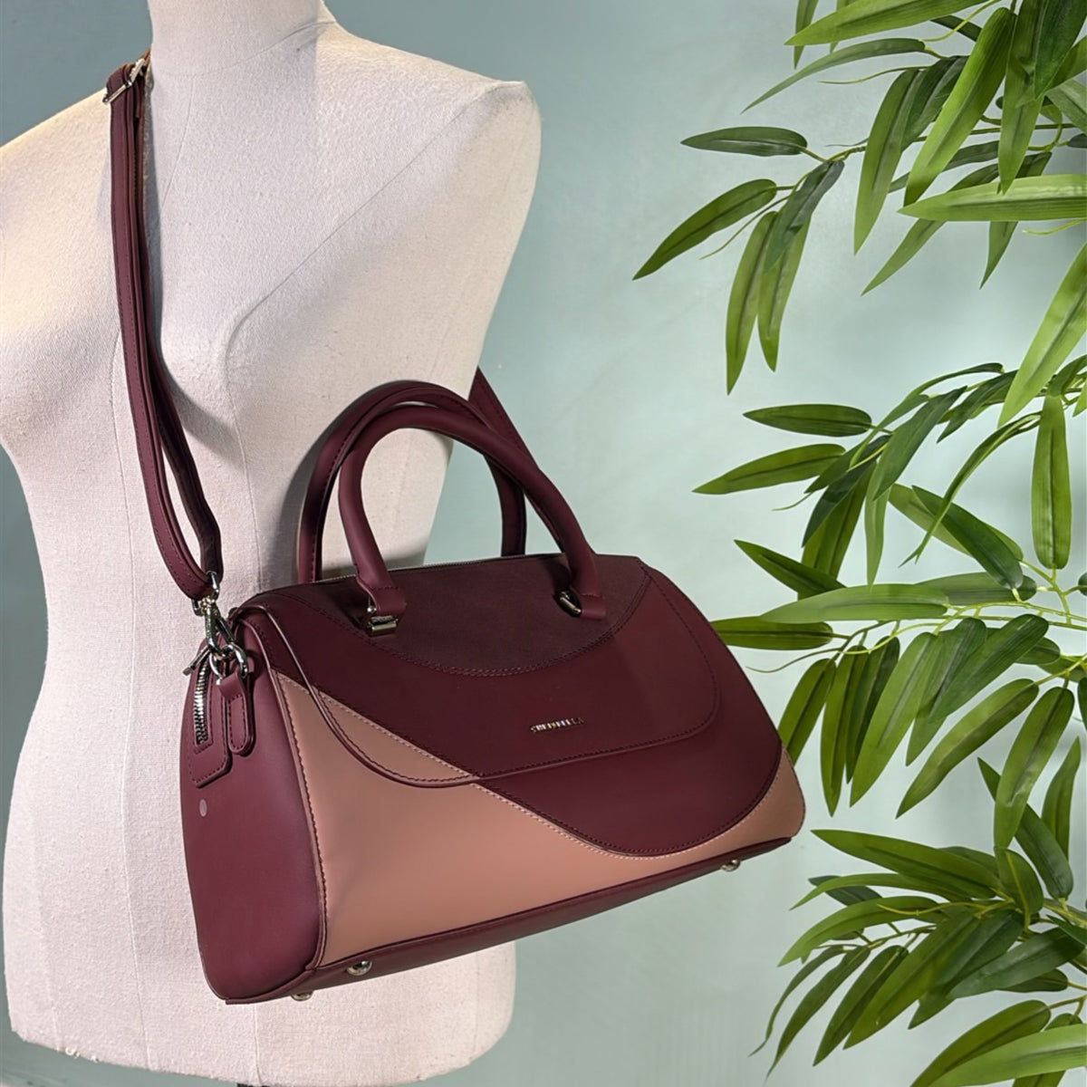 Chrisbella 3-Color Pattern Bag In Burgundy