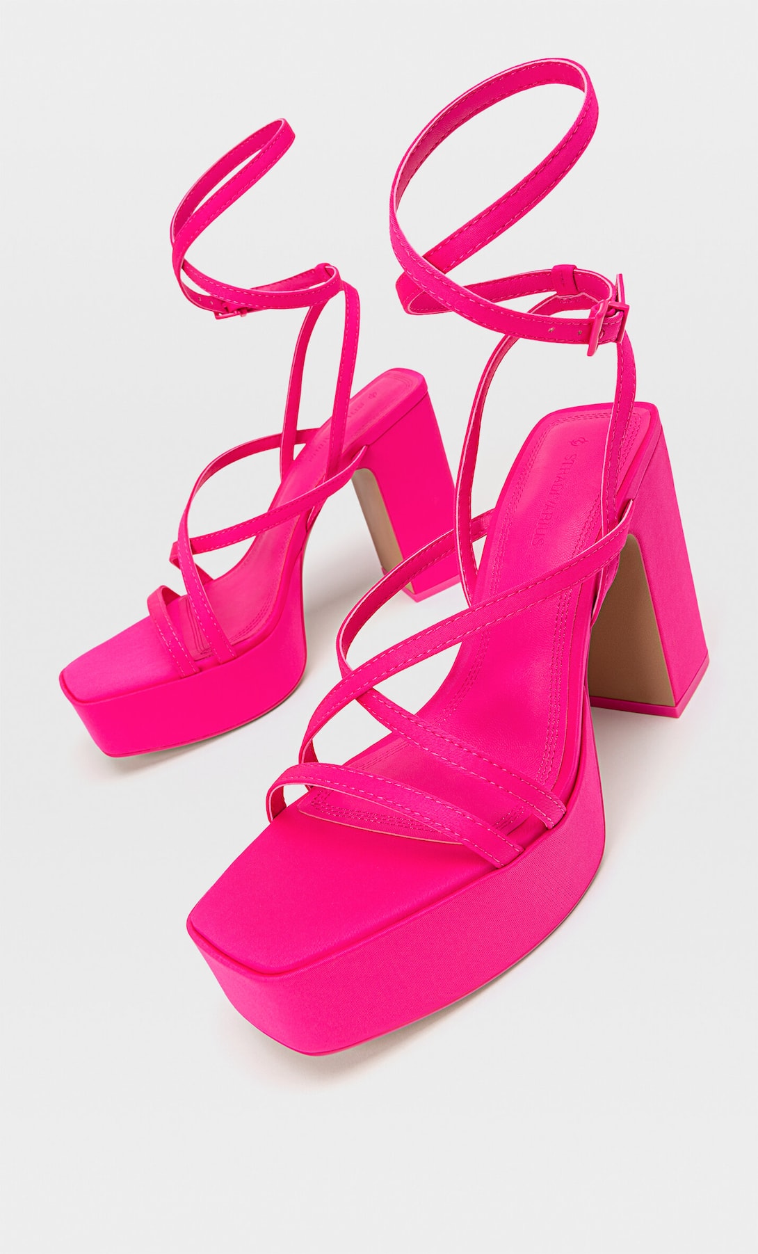 STRADIVARIUS FUCHSIA PLATFORM BLOCK HEEL SANDAL